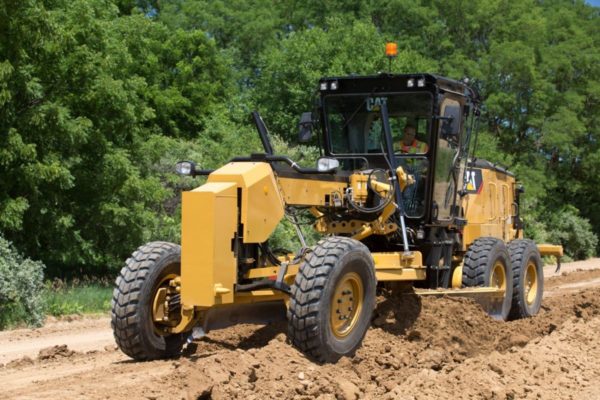 Строительная техника Автогрейдеры Caterpillar 120