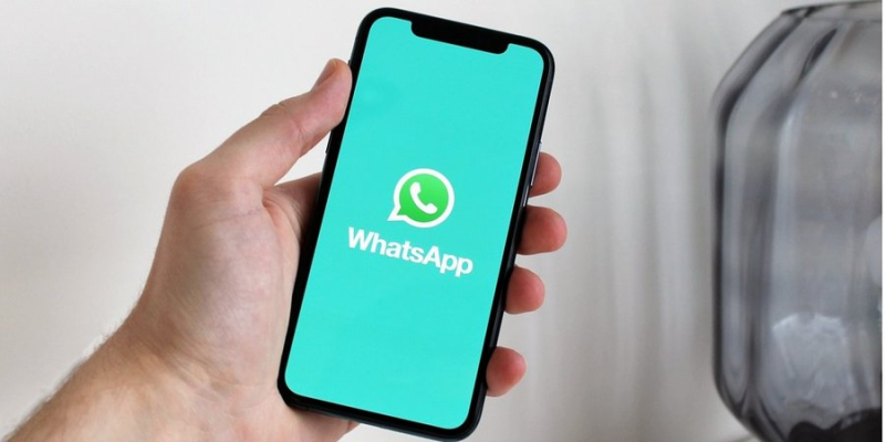 Як&nbsp;заблокувати невідомі номери у&nbsp;WhatsApp. Є просте, але неочевидне рішення