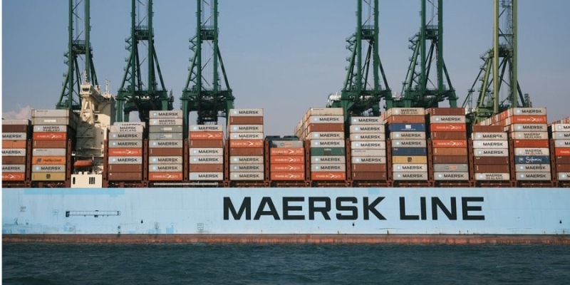 Найбільший контейнерний перевізник Maersk підключить весь флот суден до Starlink