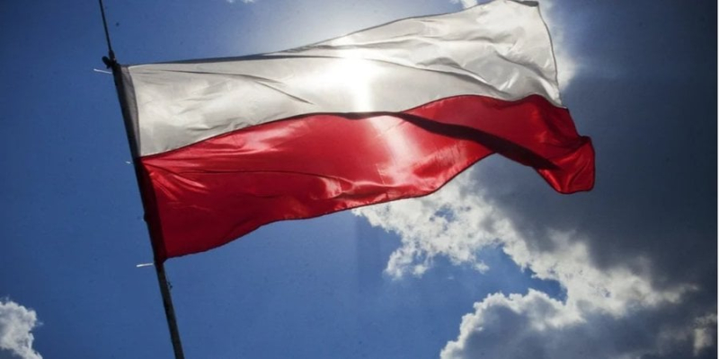 У вересні більше українців виїхало з країни, ніж заїхало — причина