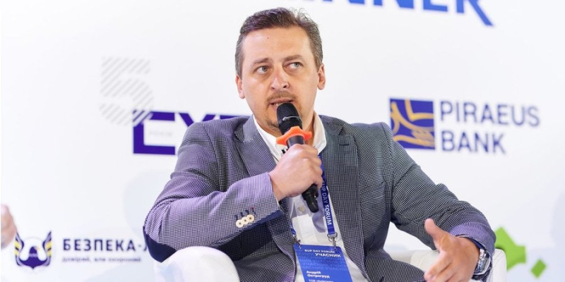 «Бажають помсти». Гендиректор Київгуми відкинув звинувачення СБУ у пособництві Росії