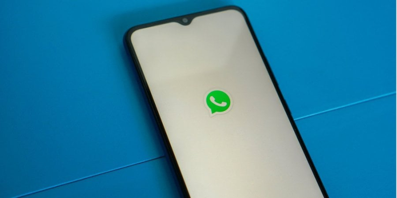 Час для творчості. У WhatsApp тепер можна створювати власні наліпки