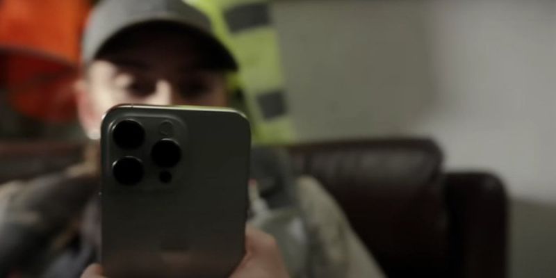 Диво-кнопка. Стало відомо, які функції отримає нова Capture Button в iPhone 16