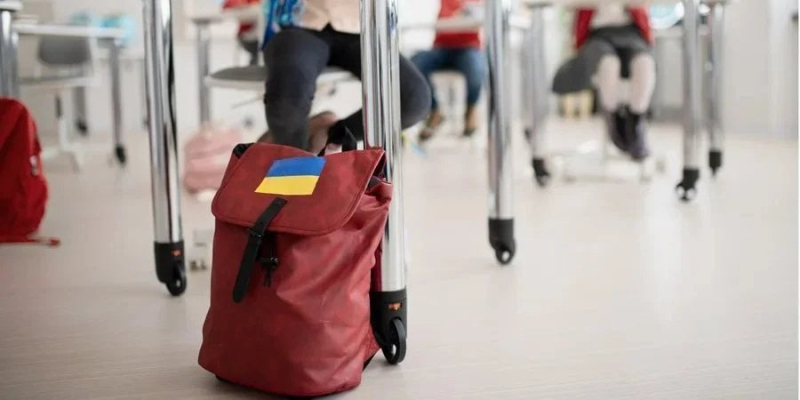 Різниця суттєва. Наскільки зарплата українських біженців у Польщі відрізняється від зарплати довоєнних мігрантів — дослідження