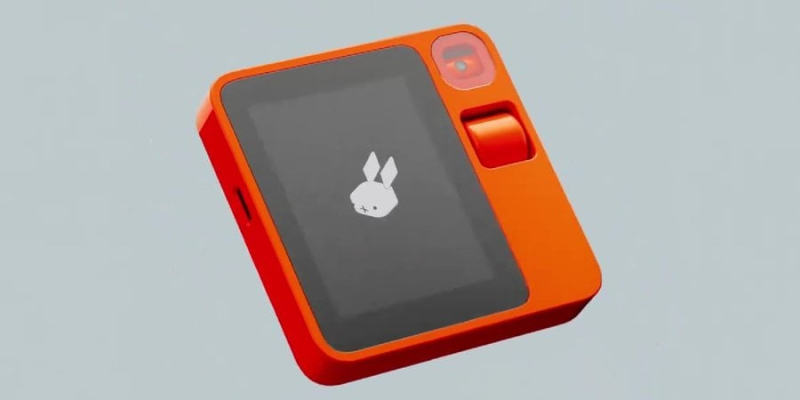 Вбивця смартфонів. Розумний гаджет-помічник з ШІ Rabbit R1 гучно дебютував на&nbsp;CES