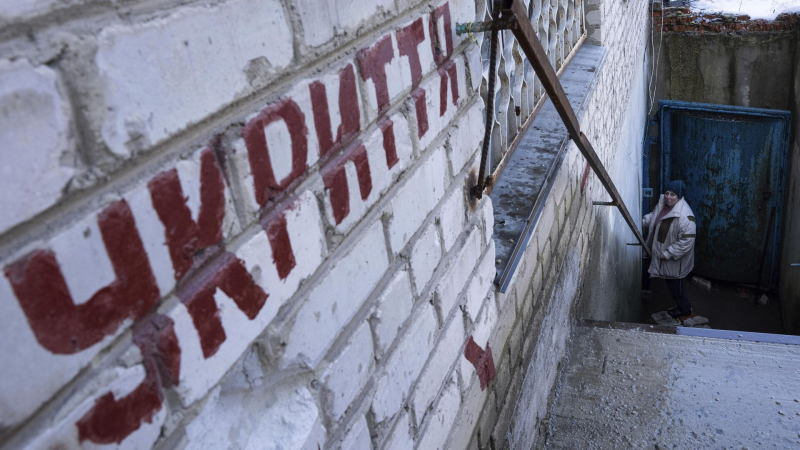В Киеве и двух украинских областях объявили воздушную тревогу