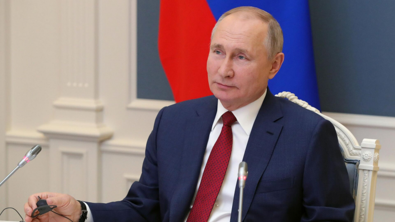 Путин поздравил Си Цзиньпина с днем рождения